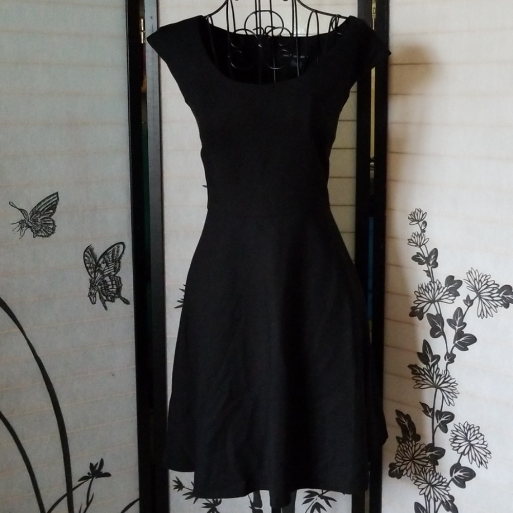 💃*2/$30*👗 Sleeveless Little Black Dress
